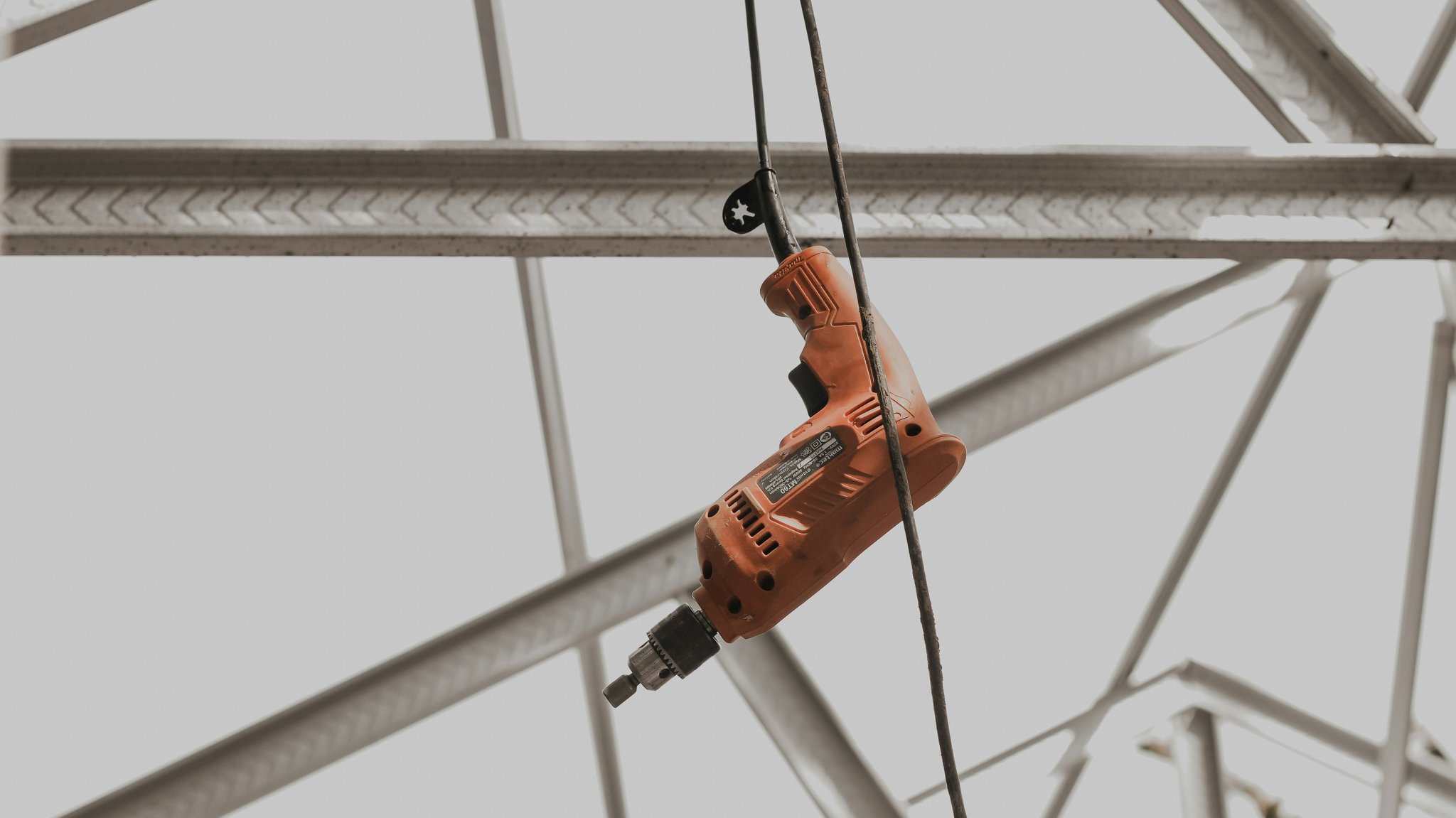 Comparison table showing features of various steel spike pitons