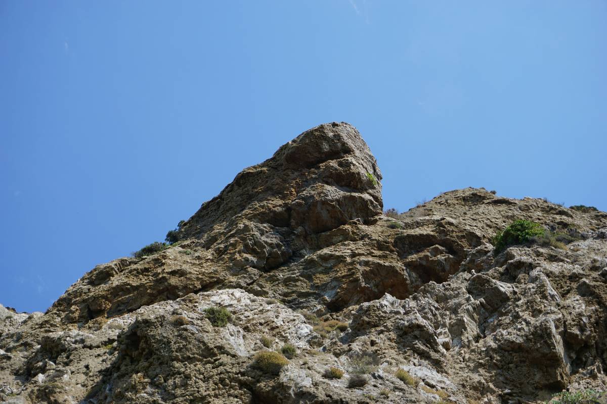 Piton Manufacturer Comparison: Find the Best Gear for Your Next Climb